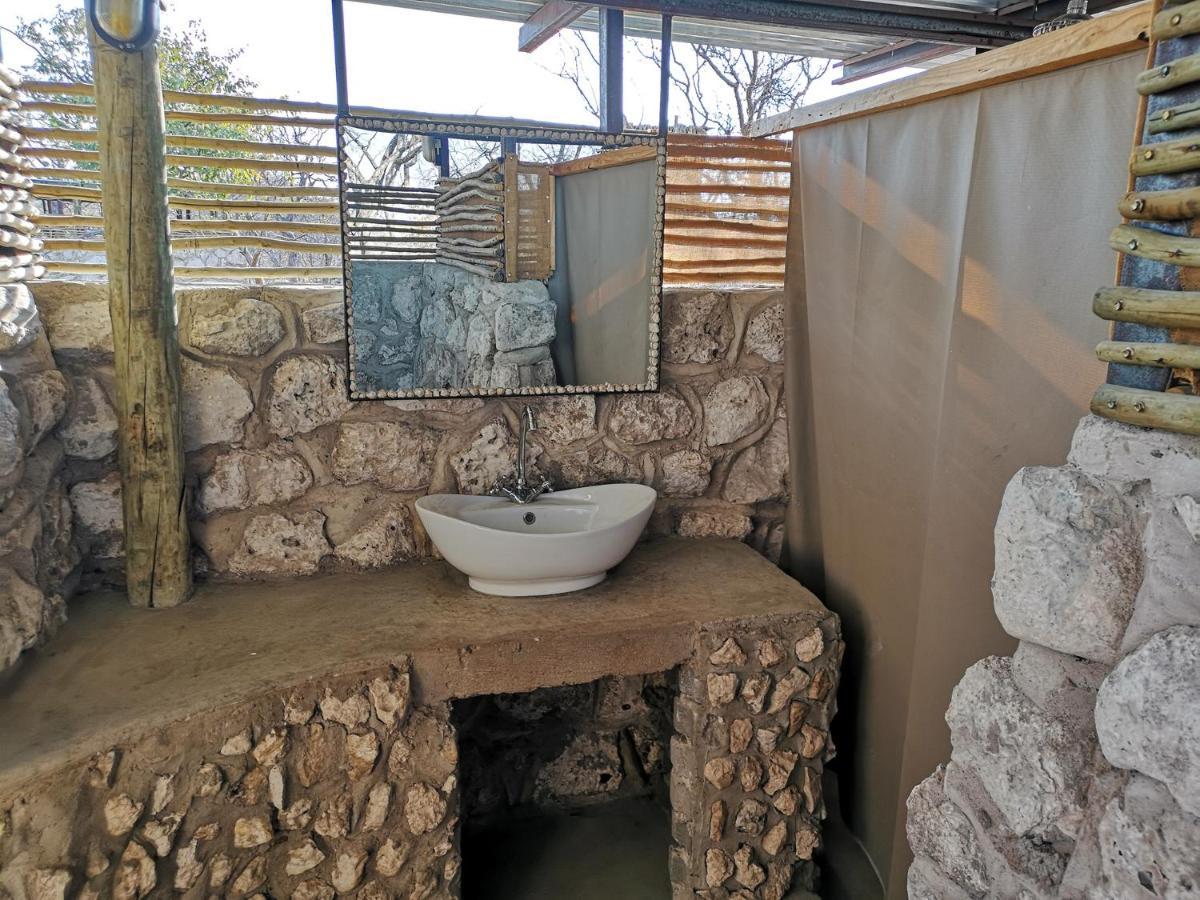 Etosha Village Campsite أوكاوكويجو المظهر الخارجي الصورة