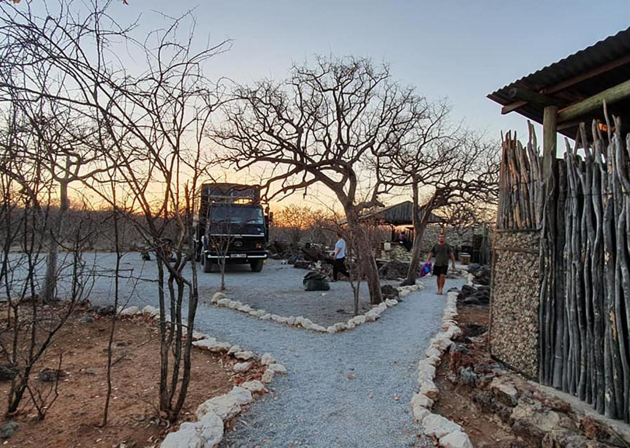 Etosha Village Campsite أوكاوكويجو المظهر الخارجي الصورة